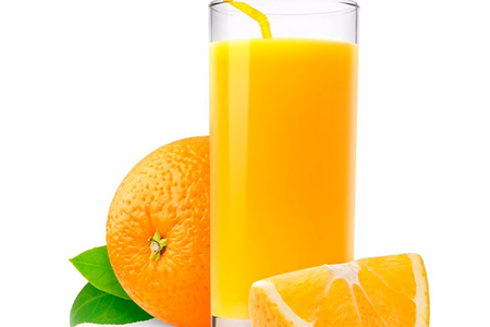 Свежевыжатый апельсиновый сок собственного приготовления