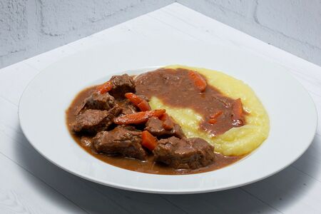 Гуляш из говядины