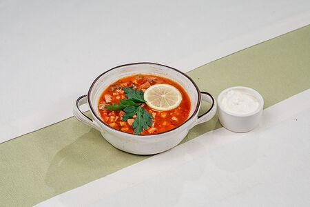 Солянка сборная мясная