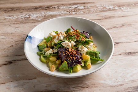 Зеленый салат