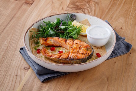 Стейк из лосося