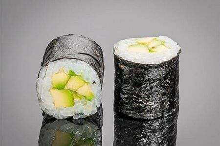 Ролл авокадо