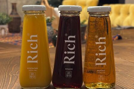 Сок Rich яблочный 