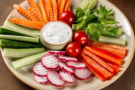 Овощная тарелка