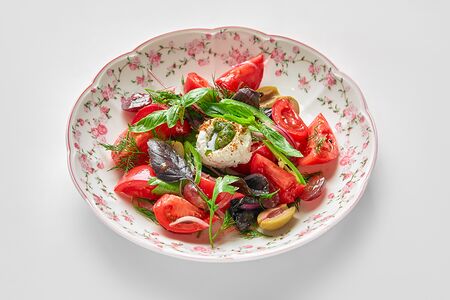 Фирменный салат Виноград