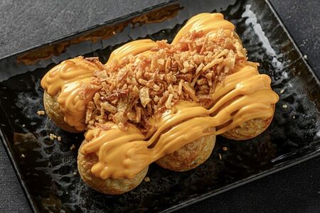 Чиз & лук фри такояки