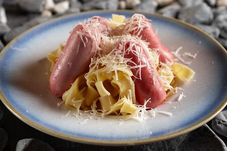 Макарошки с сыром и сосисками