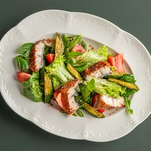 Салат с угрём 