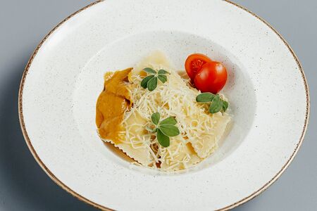 Равиоли с креветками 