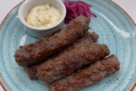 Сербские домашние колбаски