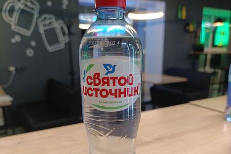 Вода Святой источник газированная