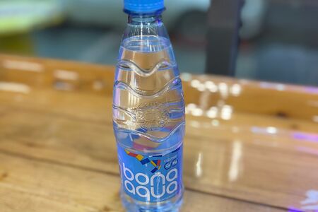 Вода Bonaaqua