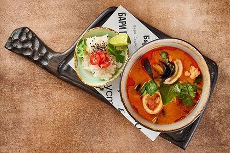 Том ям с креветками