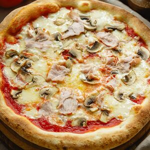 Пицца с индейкой и грибами 