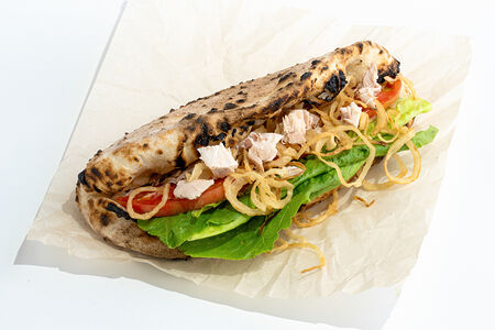 С курицей и луком фри