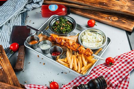 Шашлык из курицы Гараж