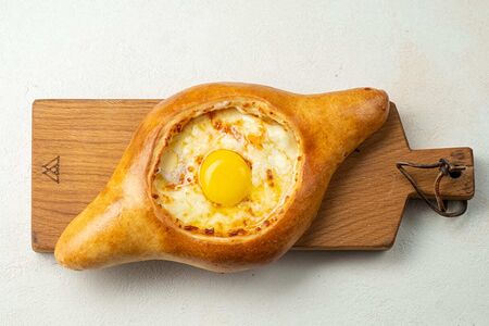 Хачапури по-аджарски