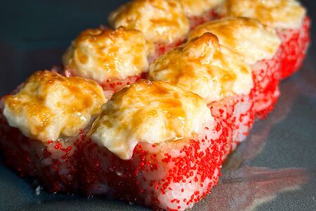 Запеченный ролл Токио