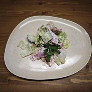 Салат с беконом и курицей (лайт)