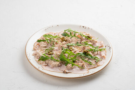 Индейка с соусом тоннато