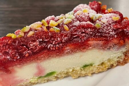 Торт Малина-фисташка