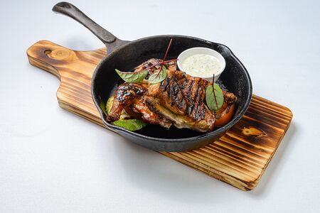 Цыпленок-корнишон с овощами