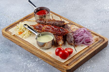 Ассорти мини-кебабов