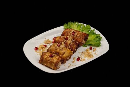 Рулеты из баклажанов