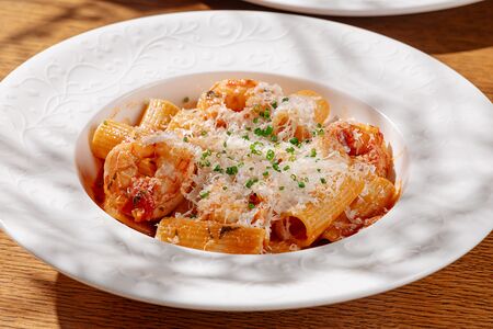 Ригатони с лангустинами