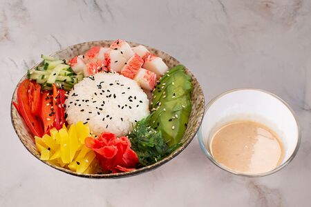 Поке с крабовым мясом