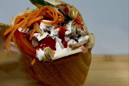 Гамбургер по-итальянски с курицей