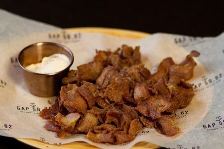 Хрустящие чипсы из бекона