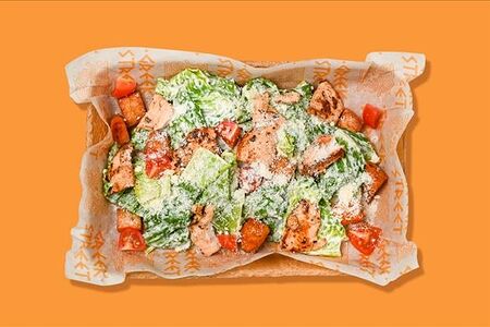 Салат Цезарь с курицей