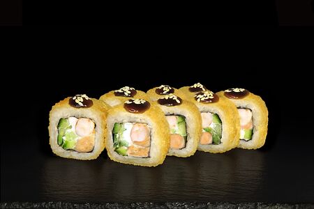 Дандзё темпура с креветками и лососем