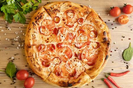 Пицца салями (Пепперони) большая