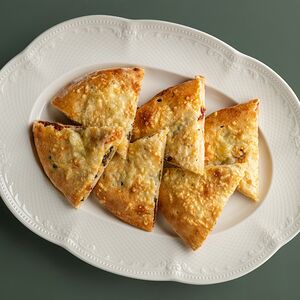 Лепешка с сальсой 