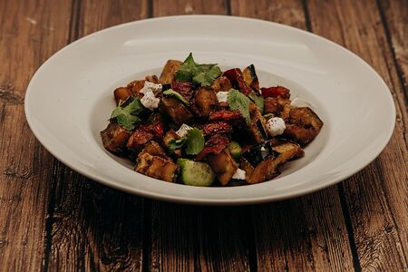 Салат с баклажанами