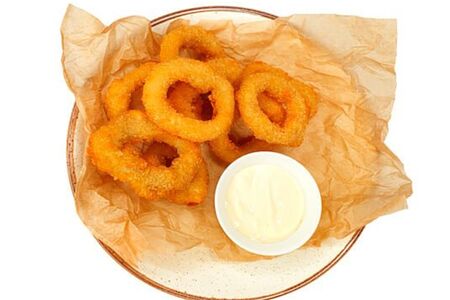 Кольца кальмаров с соусом 1000 островов