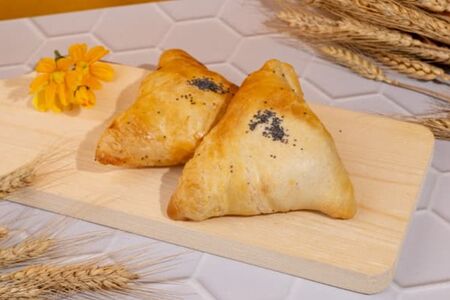 Самса с сыром