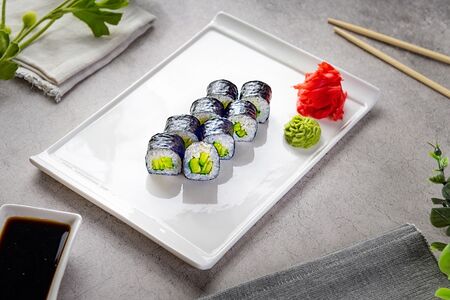 Ролл Маки с огурцом