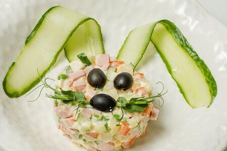 Веселый зайчик