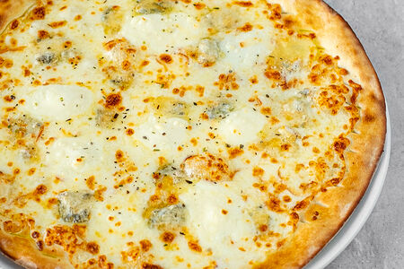 Пицца Четыре сыра Бьянка