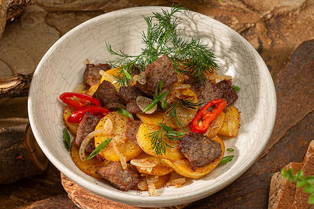 Жареный картофель по-домашнему с мясом