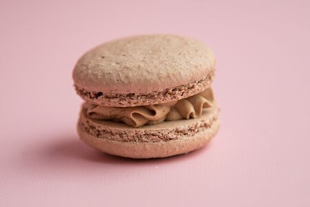 Макарон молочный шоколад 