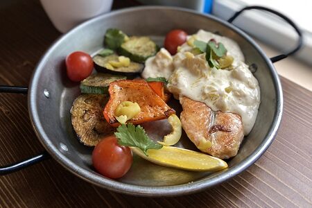 Филе лосося в апельсиновом соусе