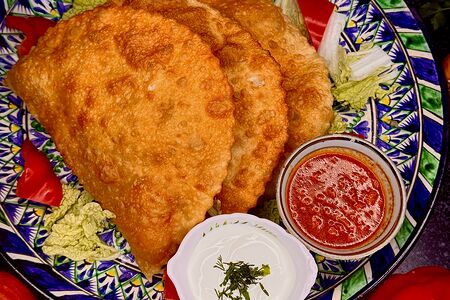 Чебурек с сыром