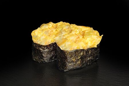 Гункан Эби с креветкой