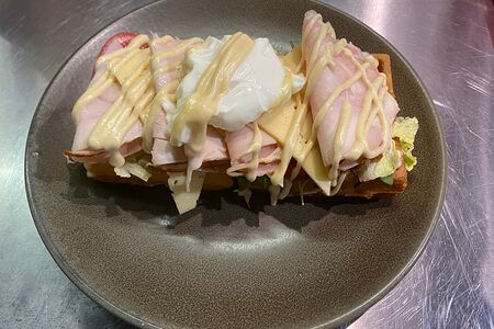Вафля с ветчиной