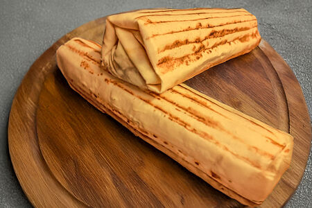 Шаверма в сырном лаваше