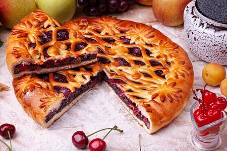 Пирог Вишня-мак 